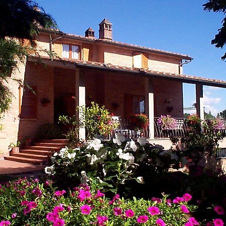 Agriturismo Malafrasca Сиена Экстерьер фото
