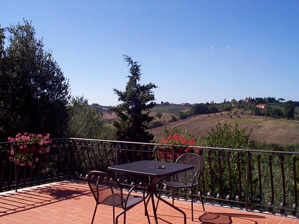 Agriturismo Malafrasca Сиена Экстерьер фото